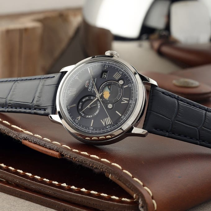 Orient Bambino RA-AK0806L30B Bambino Sun & Moon Horloge