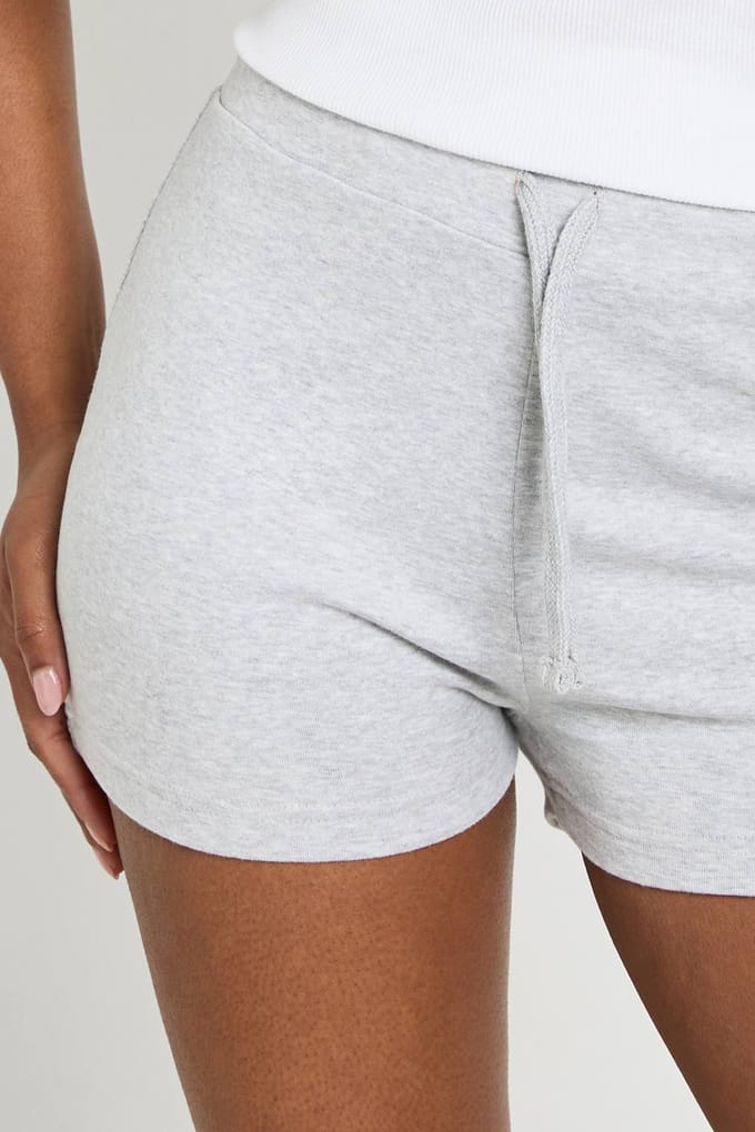 boohoo Dames Geribbelde Lage Taille Mini Short | Asgrijs | Maat: 42