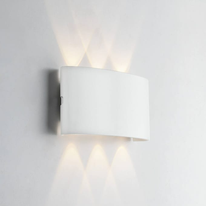 INTEC LED buiten wandlamp Betle, wit, breedte 17 cm, metaal, CCT
