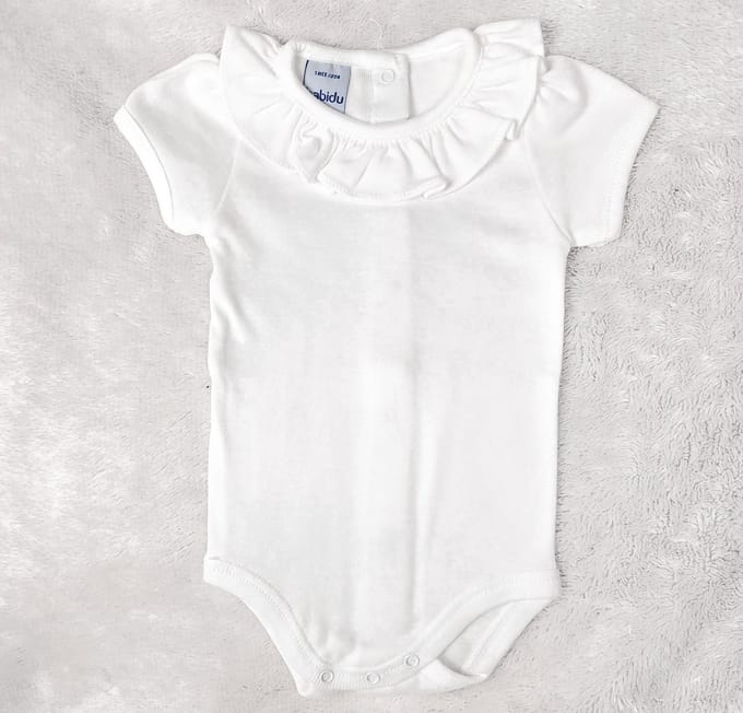 Babidu Romper Ronde Roezel Kraag | 1118 | Wit | Korte Mouw | 6 maand | maat 68