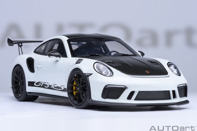 AUTOart 1/18 Porsche 911 (991.2) GT3 RS Weissach Package, White