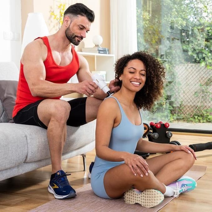 Pistolet de Massage - Hokgun - InnovaGoods - Chaud et Froid - Multifonction - Récupération Musculaire blanc