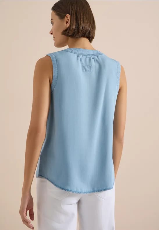 Blousetop in denimlook met V-hals