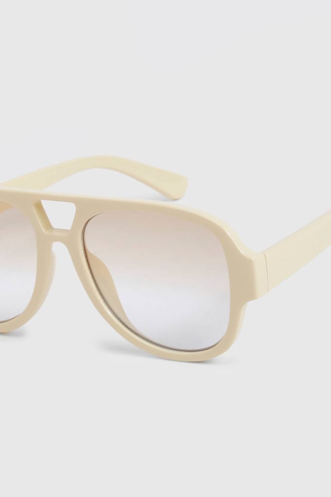 boohoo Dames Retro Aviator Zonnebrillen | Creme