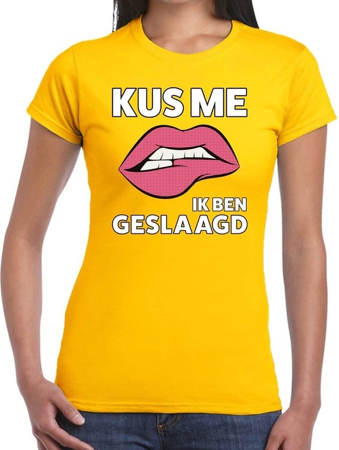 Kus me Ik ben Geslaagd t-shirt geel dames - feest shirts dames - geslaagden kleding L