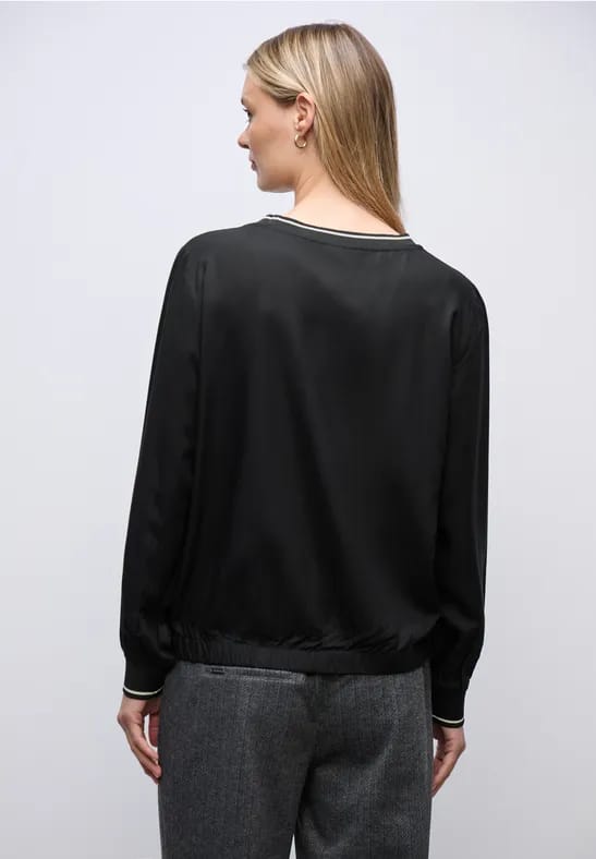 Blouse met tape details