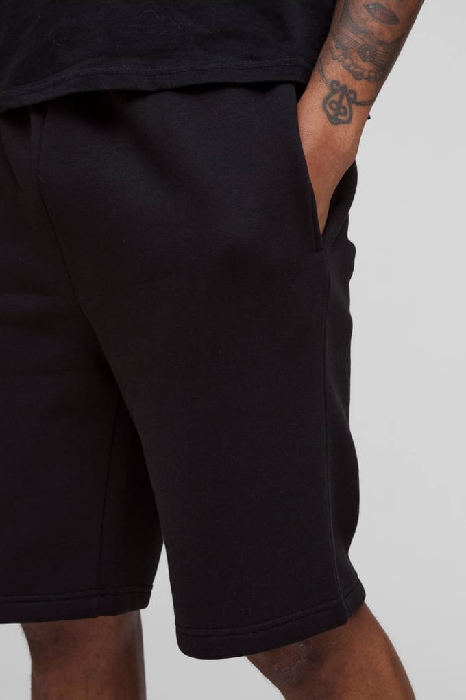 Langslanke pasvorm mid-lengte basic shorts | Black | Size Small