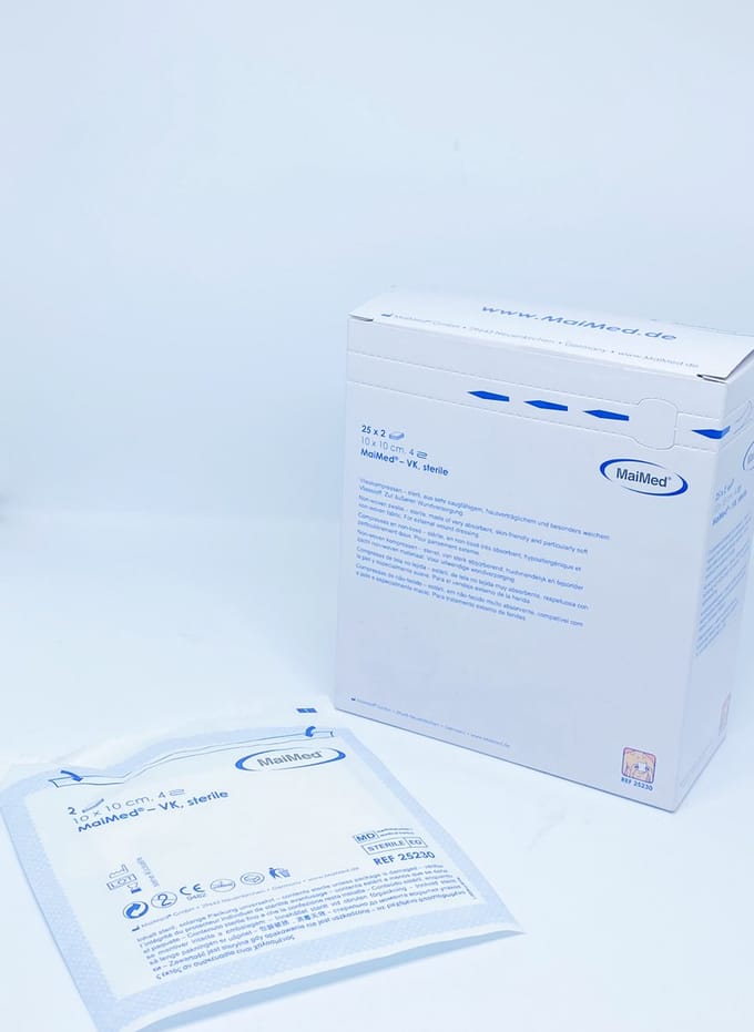 MaiMed non-woven steriele gaascompressen 10cm x 10cm - 50 stuks