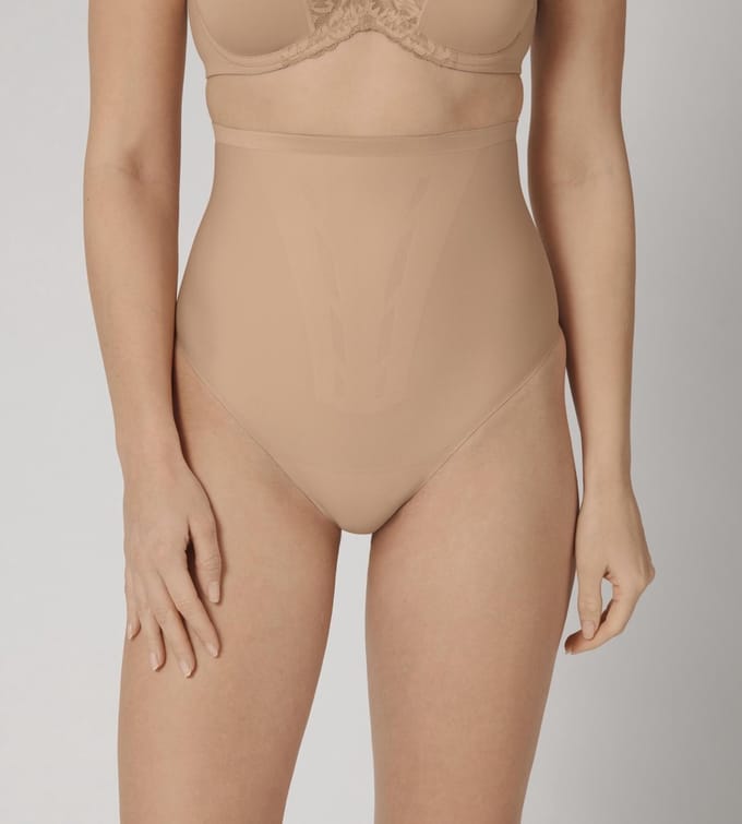 Triumph Triumph Shape Smart Highwaist String Vrouwen Onderbroek - NEUTRAL BEIGE - Maat XL