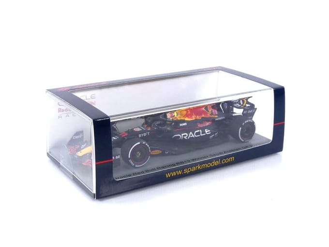 Red Bull Racing RB19 Spark Models Modelauto 1:43 2023 Sergio Perez ORACLE Red Bull Racing S8570