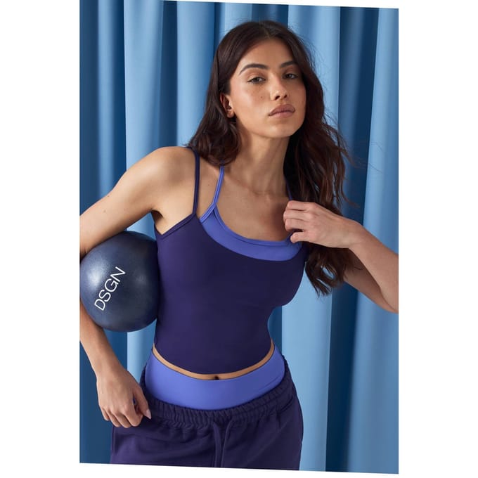 Dames DSGN Studio Ultra Sculpt Dubbele Laag Interne Gevoerde Vest Top | Blackberry | Maat: 2XL