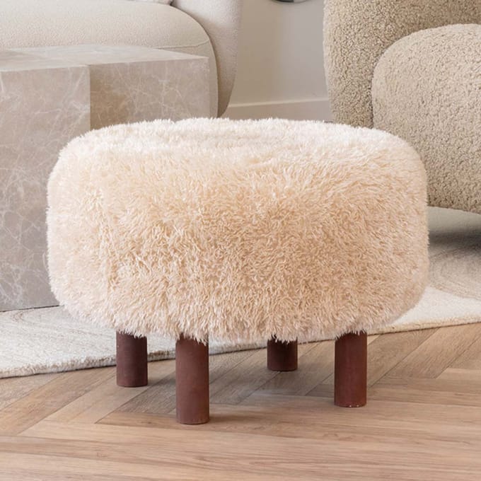House Collection Fluffy Poef Minna Licht Bruin