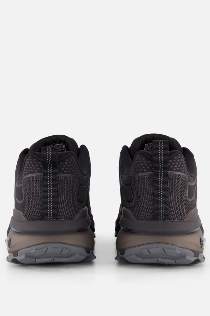 Skechers Max Protect Irongaurd Sneakers zwart - Maat 48 1/2