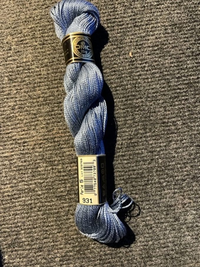 DMC Perlé / Koordzijde 25 gram Dikte 5   Kleur 931