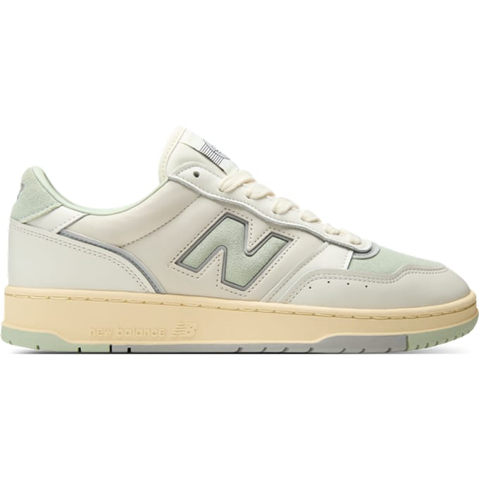 New Balance Bb950 Sneakers Heren - Beige - Maat 42 - Leer