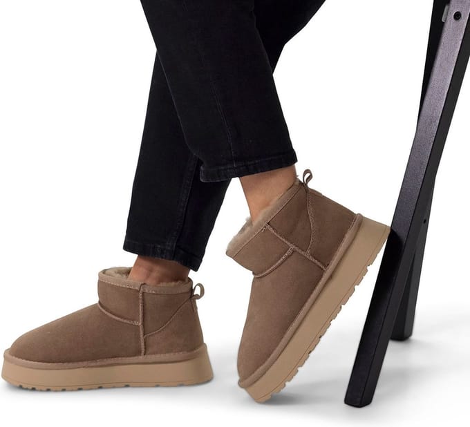 Manfield - Dames - Beige suède snowboots - Maat 41