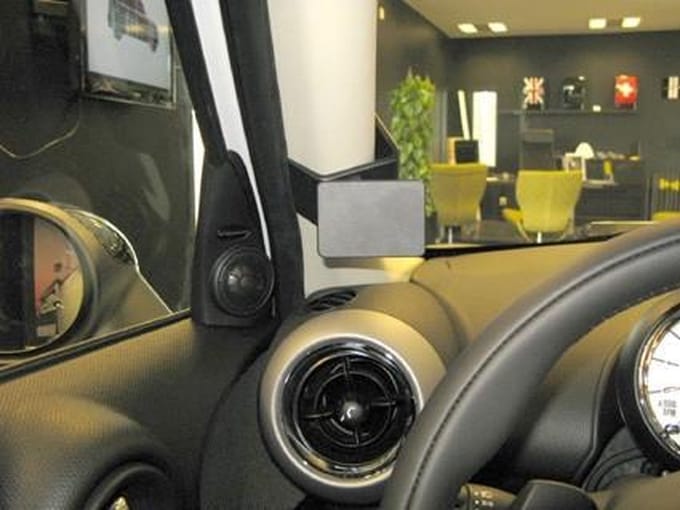 Brodit ProClip houder geschikt voor Mini Cooper Countryman 2010-2016/ Paceman 2013-2016 Left mount