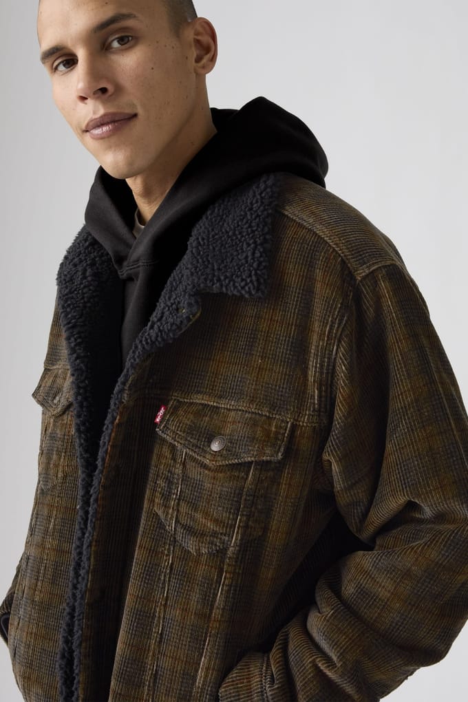 Levi's Relaxed Fit Sherpa Trucker Jacket Taglia: M | Giacche di jeans Outlet | Uomo