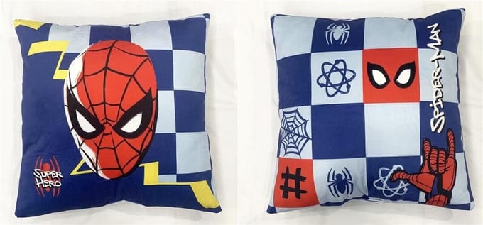 Spiderman sierkussen 40x40cm