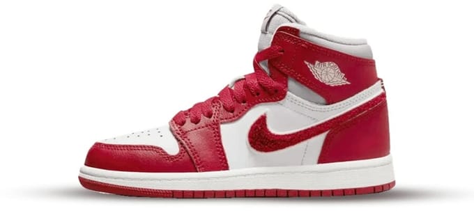 Air Jordan 1 High OG Varsity Red (PS) - Maat 28