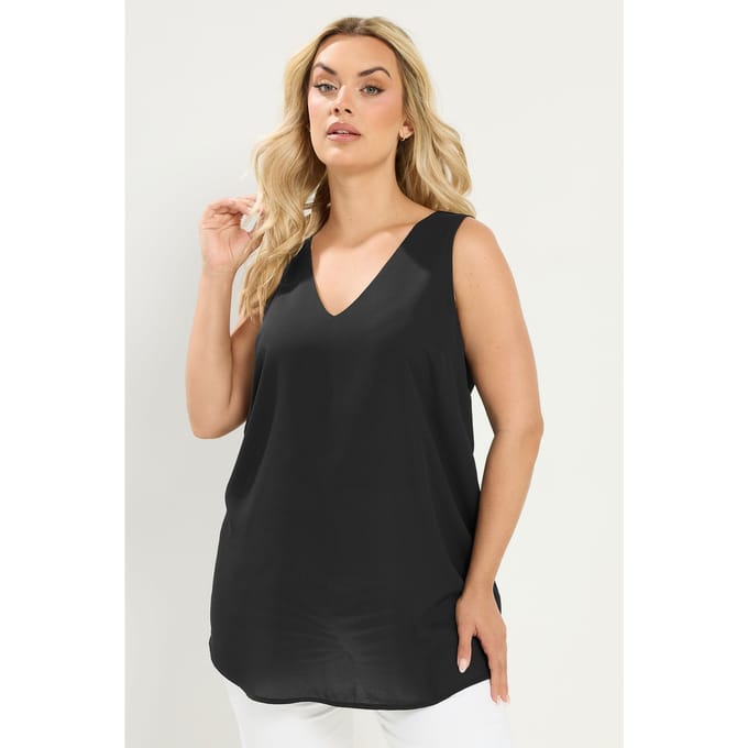 Yours Zwarte Camitop Met Vhals Size 50-52