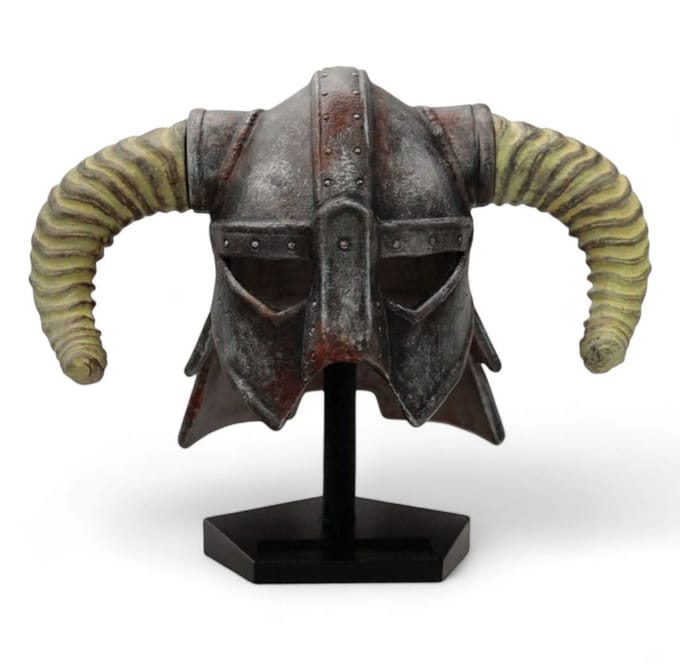 The Elder Scrolls Skyrim Replica Dragonborn Helmet Limited Edition