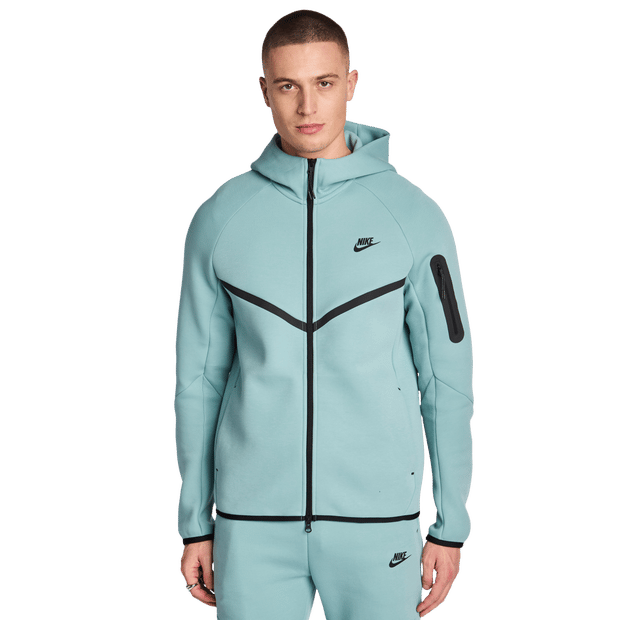 Nike tech fleece full-zip hoodie in de kleur groen.