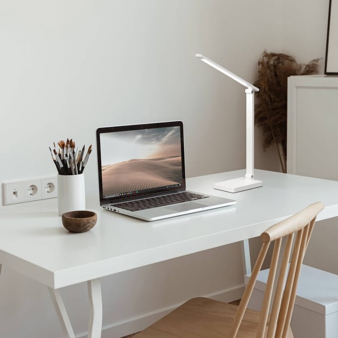 FHL easy! Ole - Bureaulamp - USB oplaadbaar - dimbaar - 230 lumen - 3000K-6500K - incl. powerbank - Wit