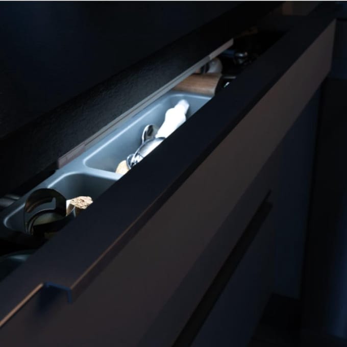 Oplaadbare LED Liniaal met Bewegingssensor - USB Oplaadbaar & Magnetische Montage