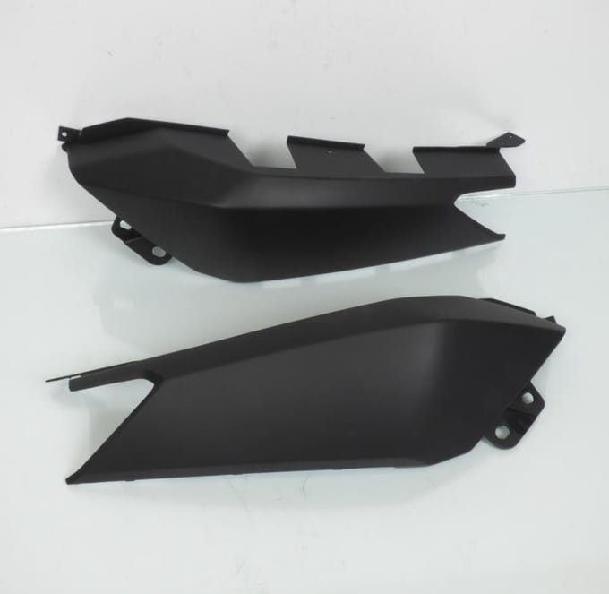 Kit carénage TNT pour Scooter Yamaha 400 Xmax 2014 à 2017 10 pieces noir mat Neuf