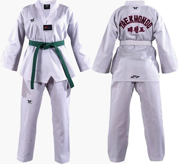 Tusah WT Taekwondo Pak Geborduurde Rug 210cm