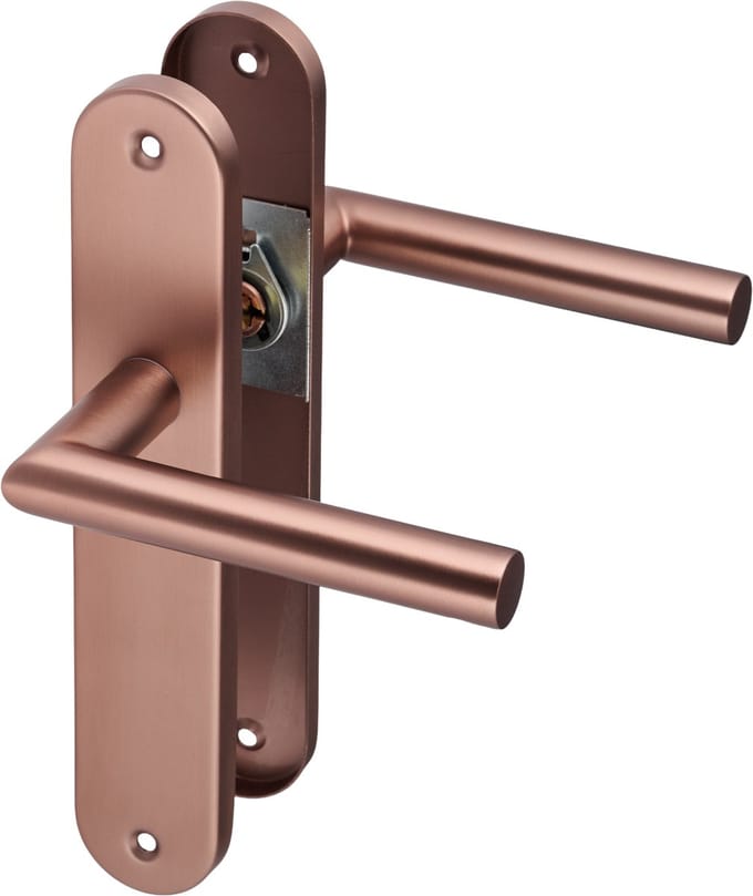 Ostiumhome® Ferrano - Deurbeslag - Deurklink op Rond Schild - Mat Koper - Complete Set