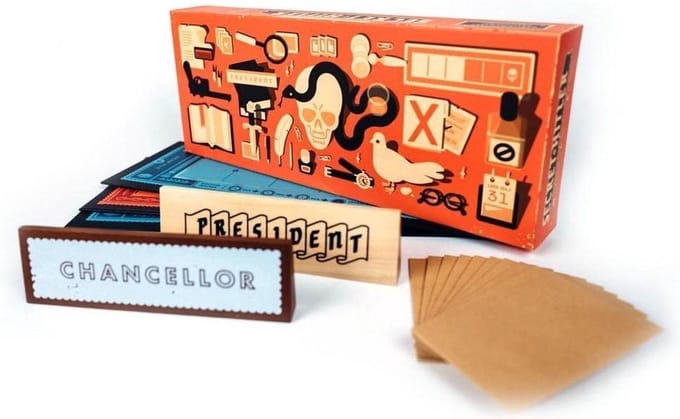 Spilbræt Bordspel - Secret Hitler (ENG)