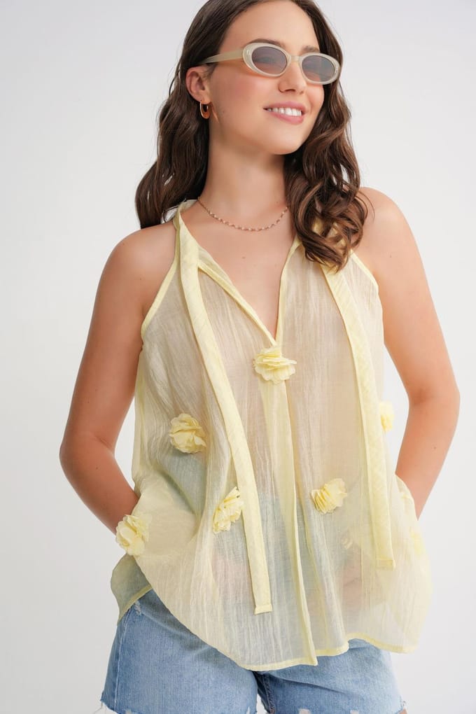 V-hals Blouse met Striksluiting en Rimpels