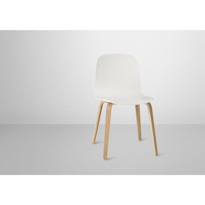 Muuto - Visu stoel - houten frame - wit/eiken