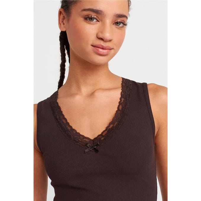 Mouwloze Kant Geribbelde V-hals Blouse