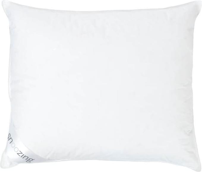 Snoozing Matterhorn - Donzen - Hoofdkussen - 60x70 cm - Wit