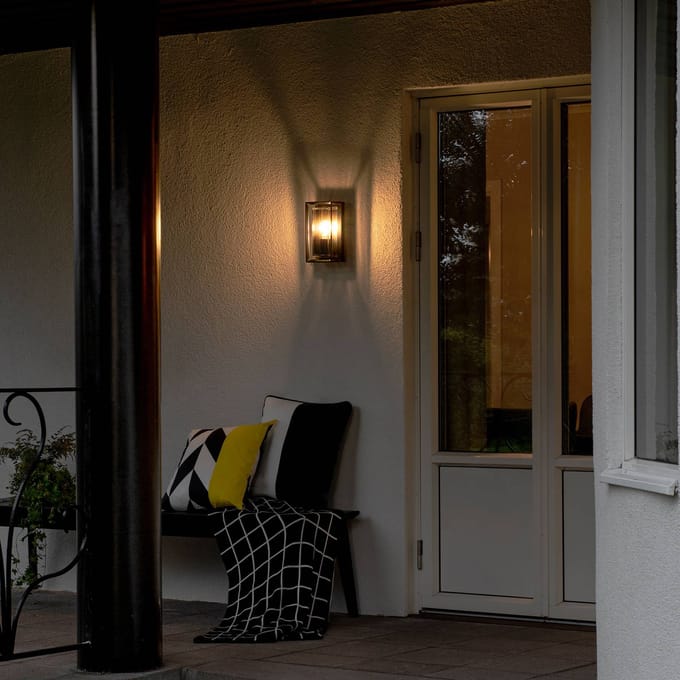 Konstsmide Buitenwandlamp Brindisi, zwart, metaal, 26 cm hoog, IP54