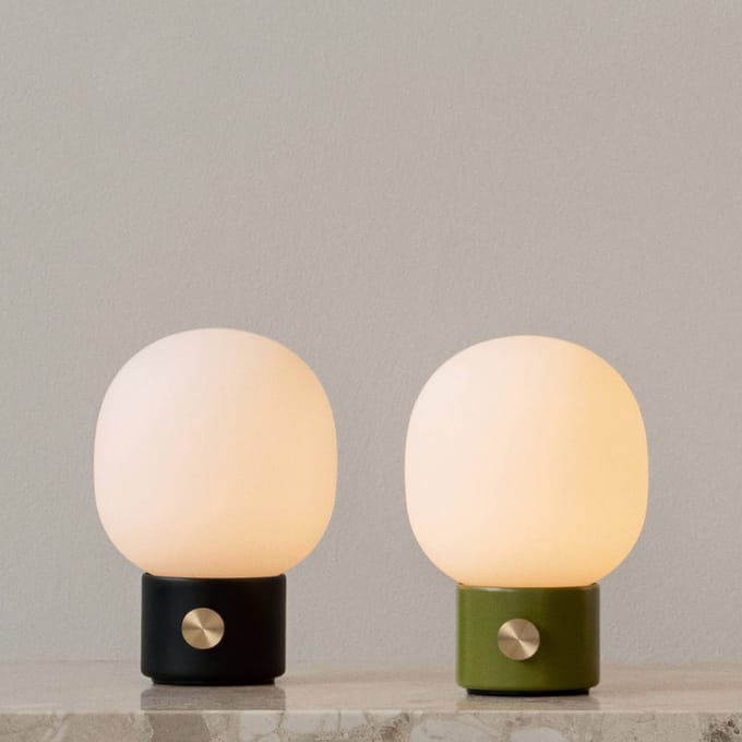 Audo Copenhagen Audo JWDA accu-tafellamp, dusty green