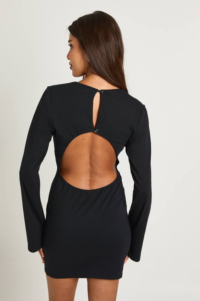 boohoo Dames V-hals lange mouw minijurk | Black | Maat: 14