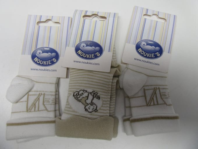 3pack sokken van noukie's wit met beige  3-6maand
