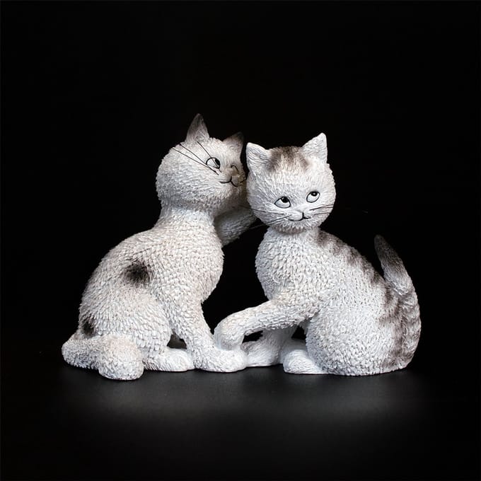 Katten beeldje dub85- speelse katten dubout katten - 9,5cm