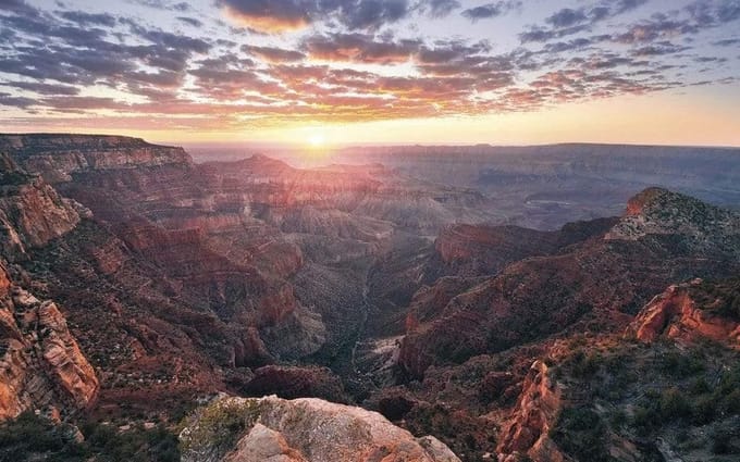 Fotobehang - The Canyon 400x250cm - Vliesbehang