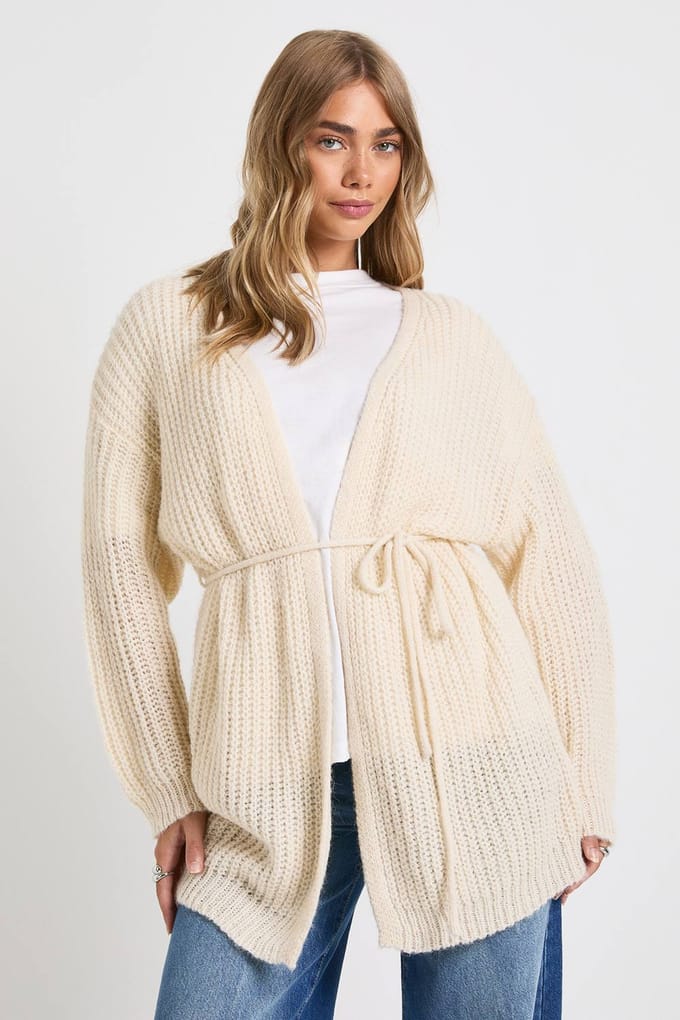 boohoo Dames Zachte gebreide oversized boyfriend cardigan met striktaille | Creme | Maat: Medium