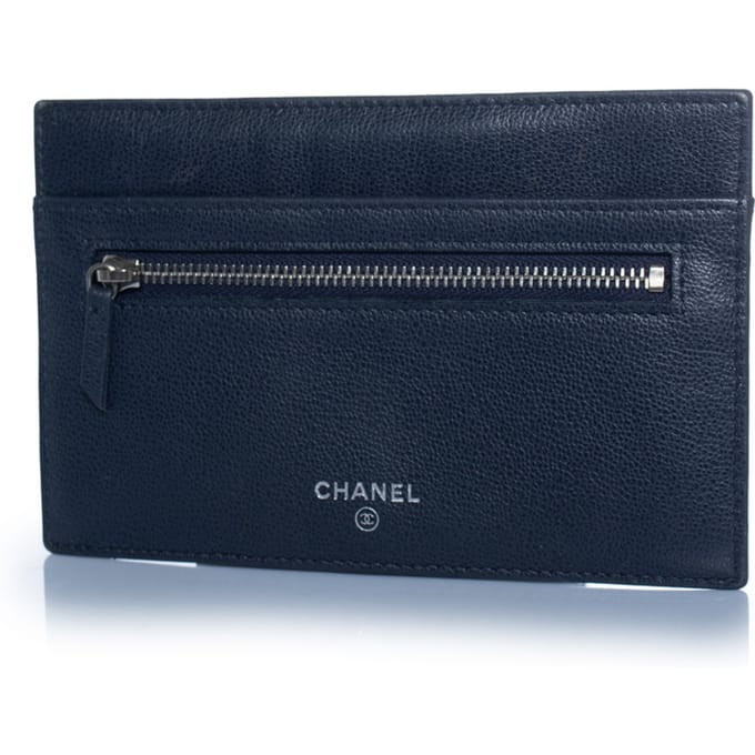 Chanel, blauwe leren ritsportemonnee met kaartsleuf