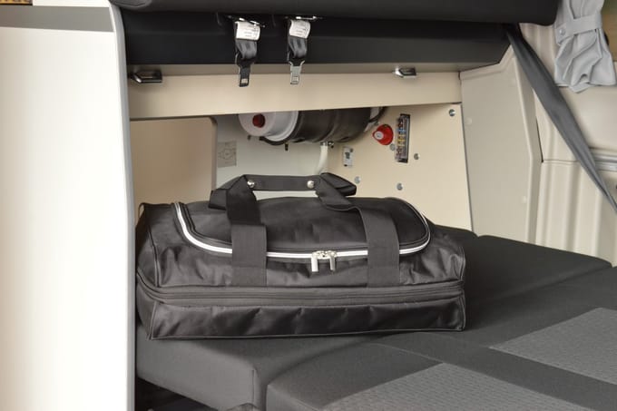 Reistas M geschikt voor Ford Westfalia Nugget 2013-heden Original