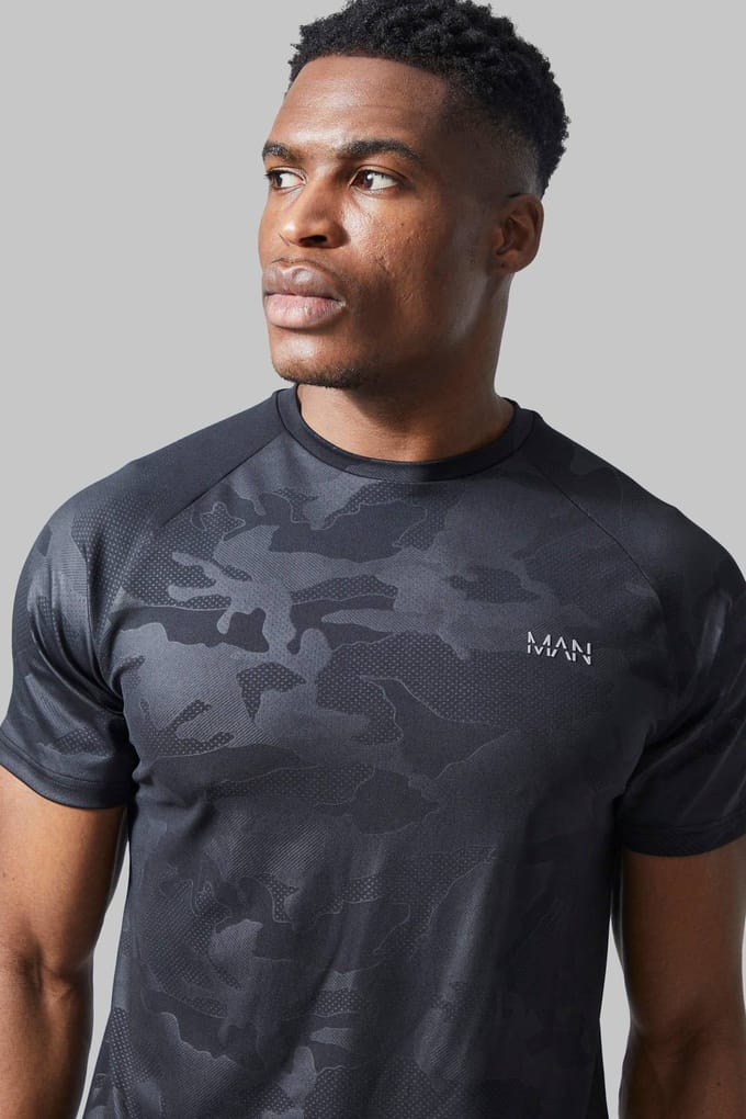 Man Active Regular Fit Camo Raglan Performance Gym T-Shirt | Black | Size Medium