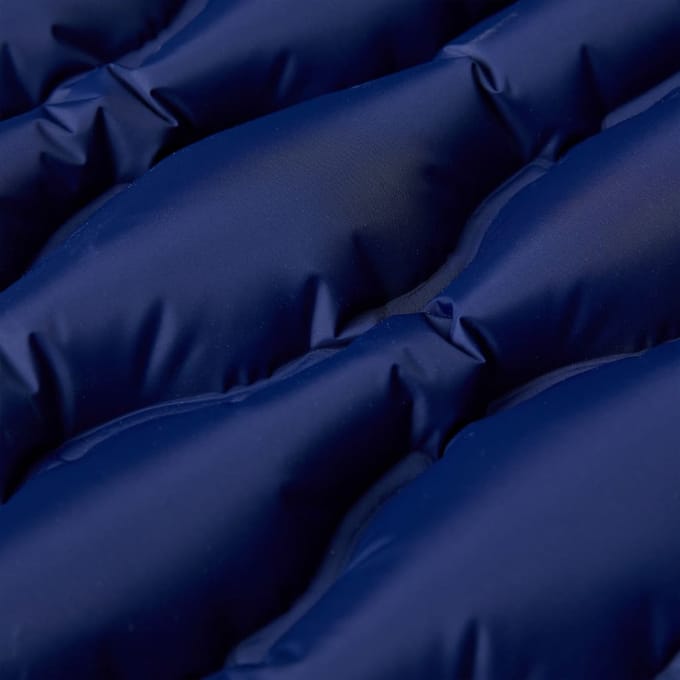 vidaXL - Kampeermatras - met - kussen - zelfopblazend - 1-persoons - marineblauw