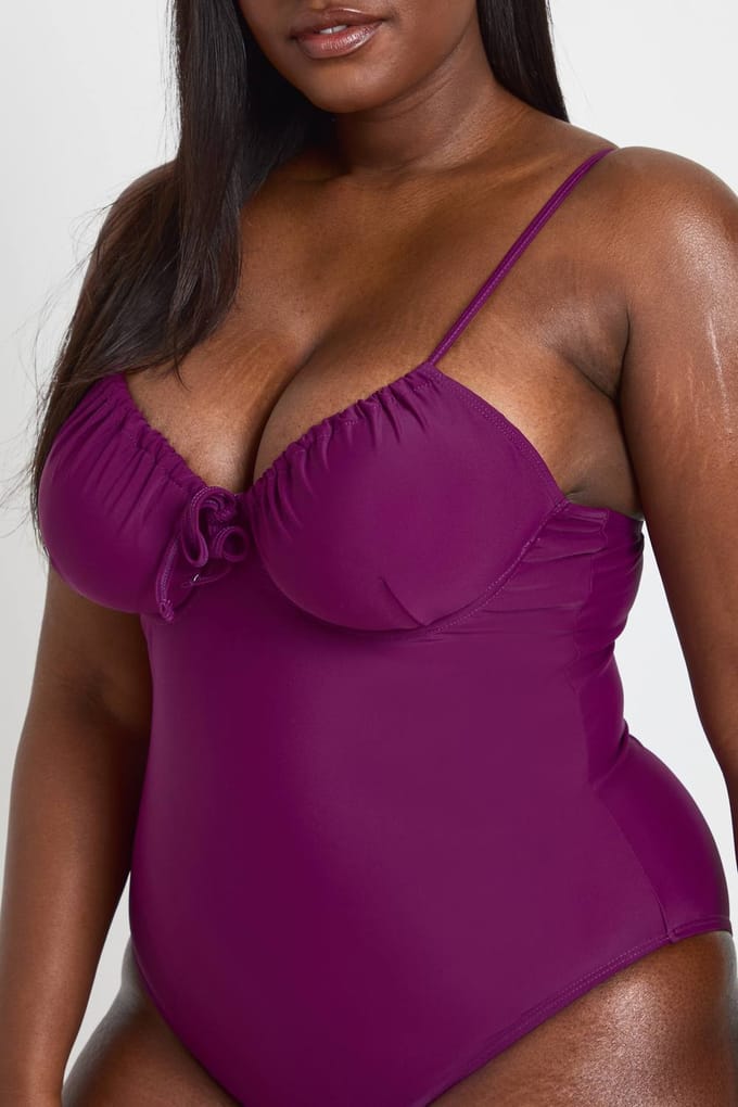 boohoo Dames Plus Badmode Essentials Beugel Badpak | Violet | Maat: 44