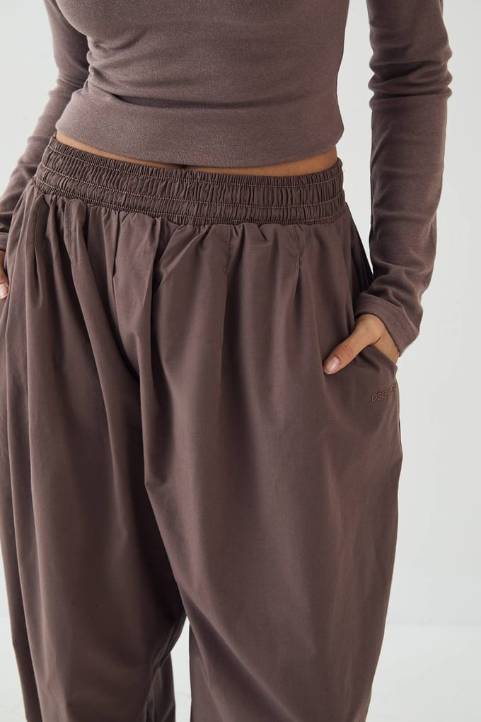 Dames Dsgn Studio Oversized Broek Met Elastische Taille En Ballonpijpen | Mokka | Maat: Medium